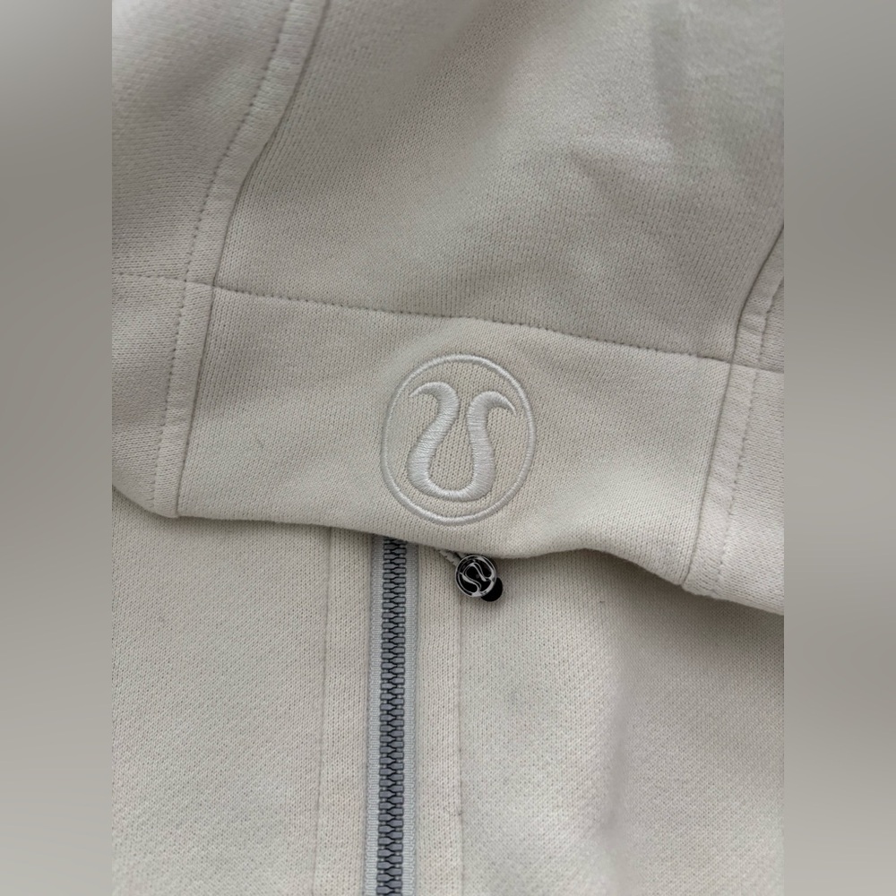Lululemon full zip hoodie! Like new